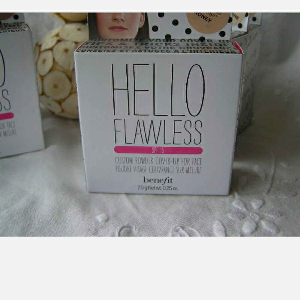 WANTED!!! Benefit HELLO FLAWLESS